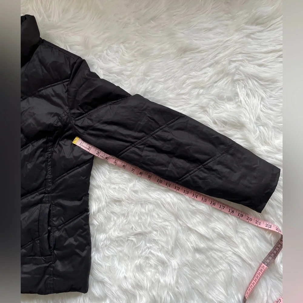 Gap | Women’s Black Medium Lightweight Soft Winter Jacket with Zipper & Buttons